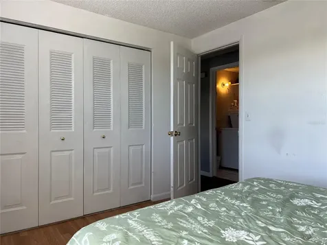 5026 Water Oak Drive Bradenton FL 34207