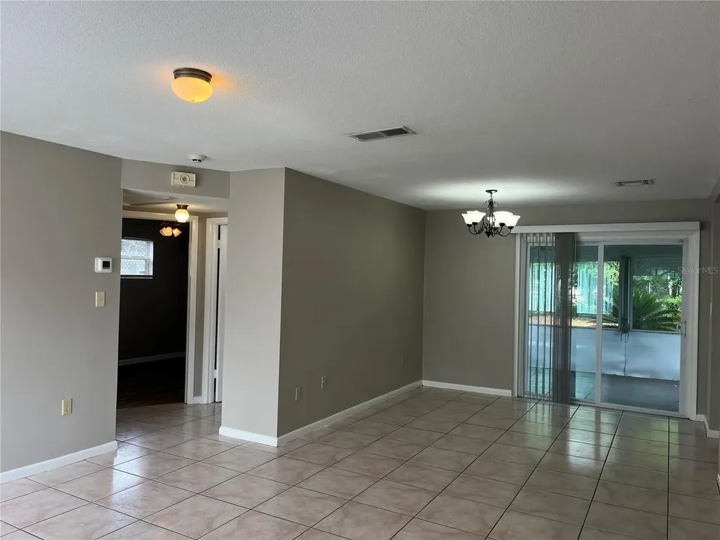 917 S Alder Avenue Orlando FL 32807