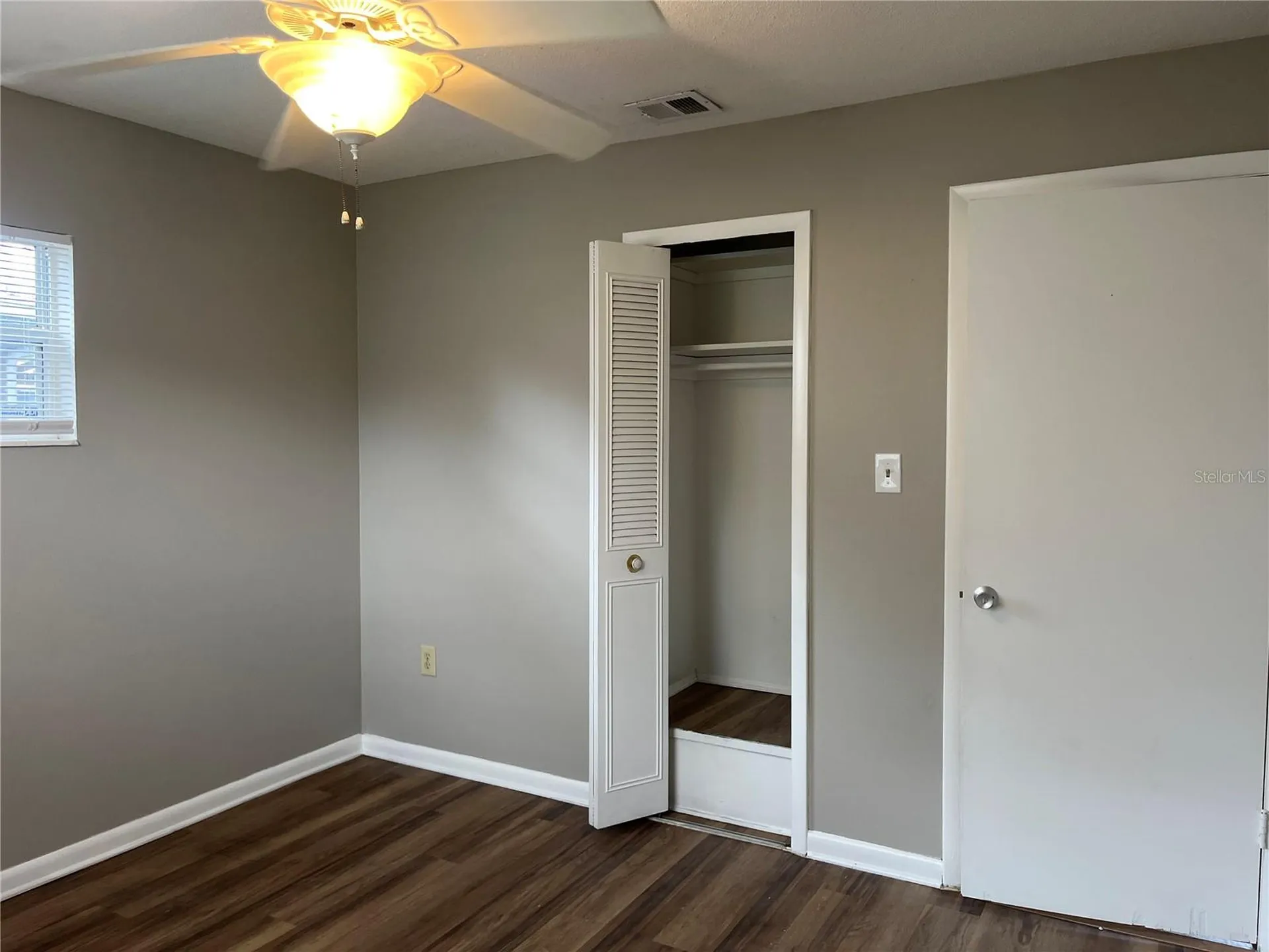 917 S Alder Avenue Orlando FL 32807