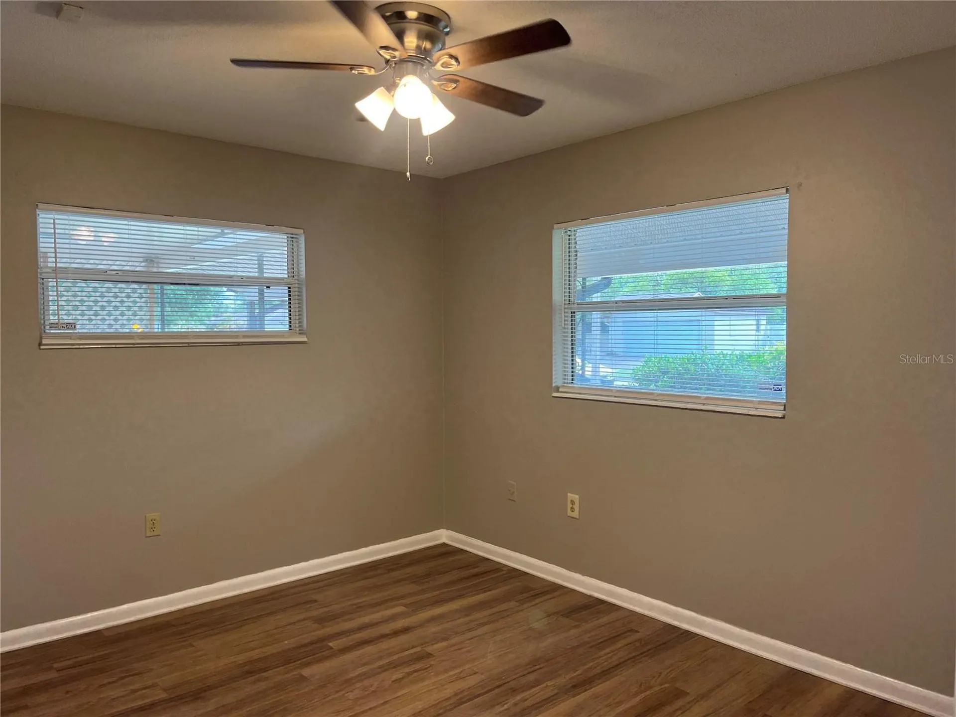 917 S Alder Avenue Orlando FL 32807