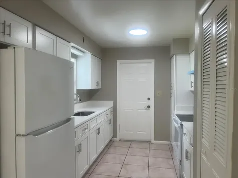 917 S Alder Avenue Orlando FL 32807
