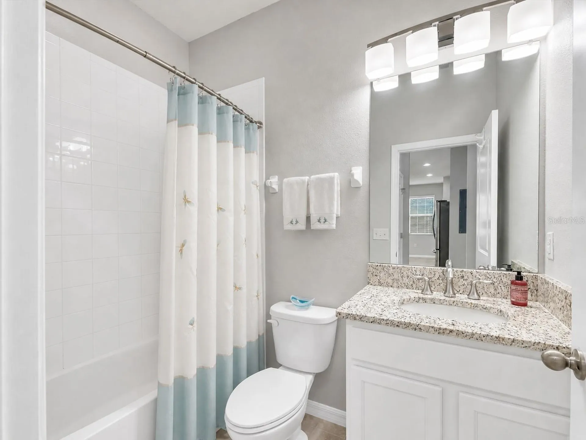 8363 Enclave Way Sarasota FL 34243