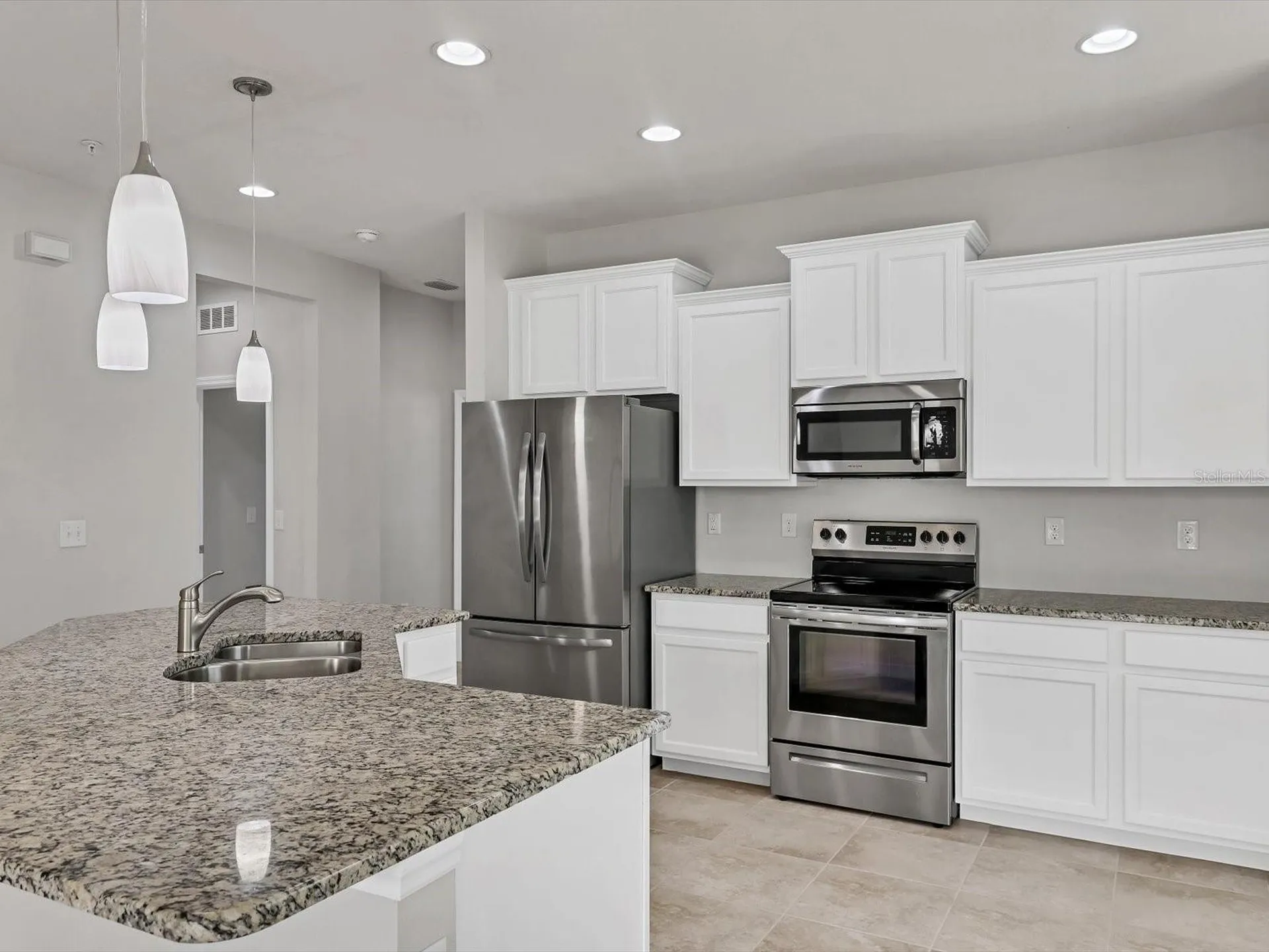 8363 Enclave Way Sarasota FL 34243
