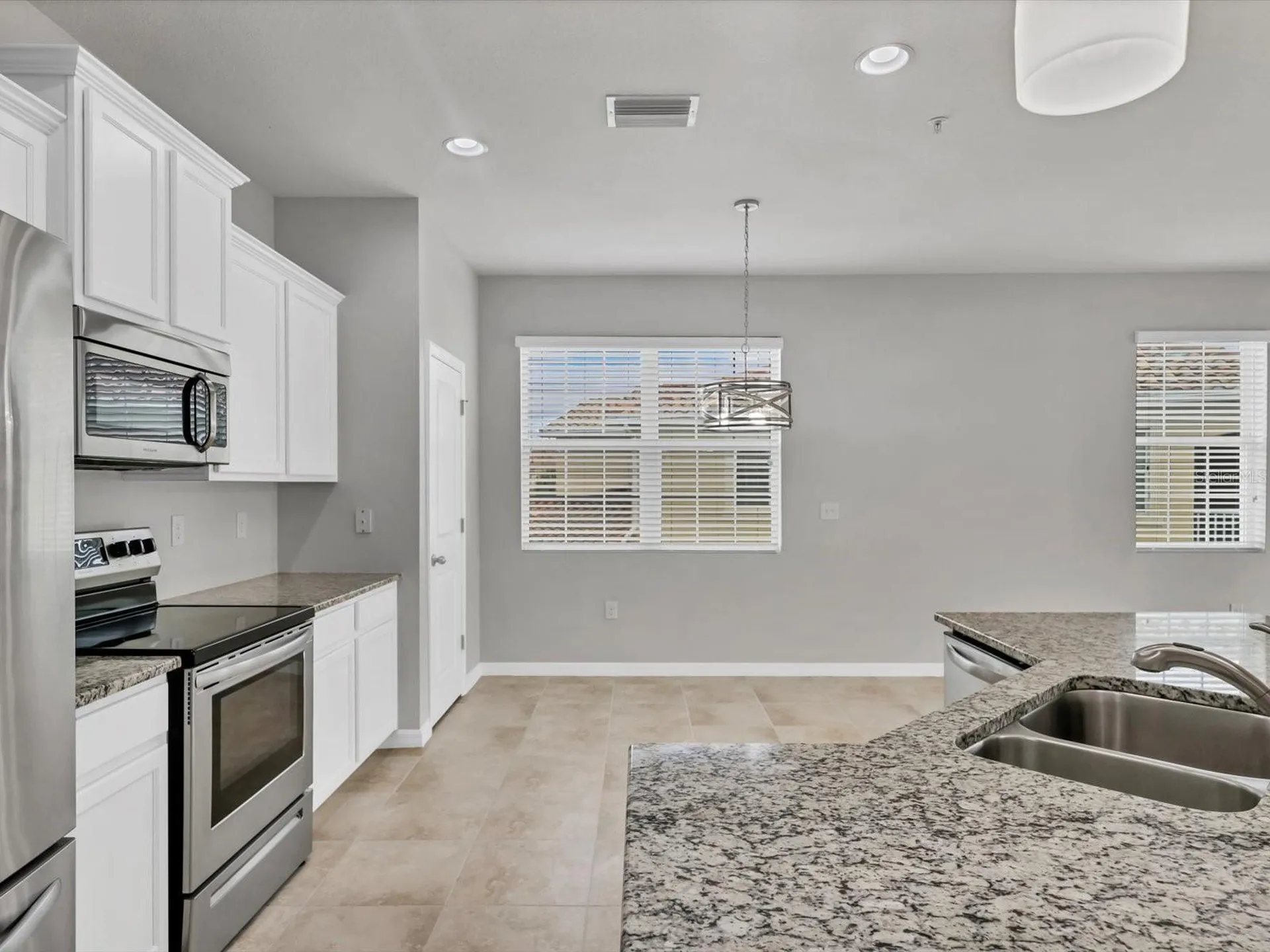 8363 Enclave Way Sarasota FL 34243