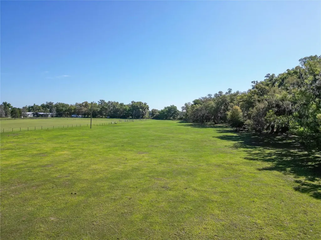 721 Cr 721 Webster FL 33597