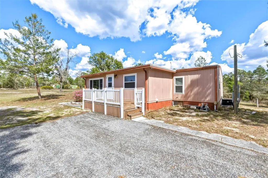 5590 W Mcdowell Lane Dunnellon FL 34433