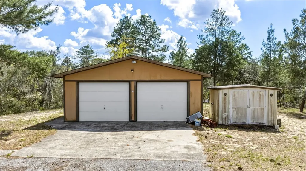5590 W Mcdowell Lane Dunnellon FL 34433