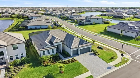 15306 Golden Beam Place Bradenton FL 34211