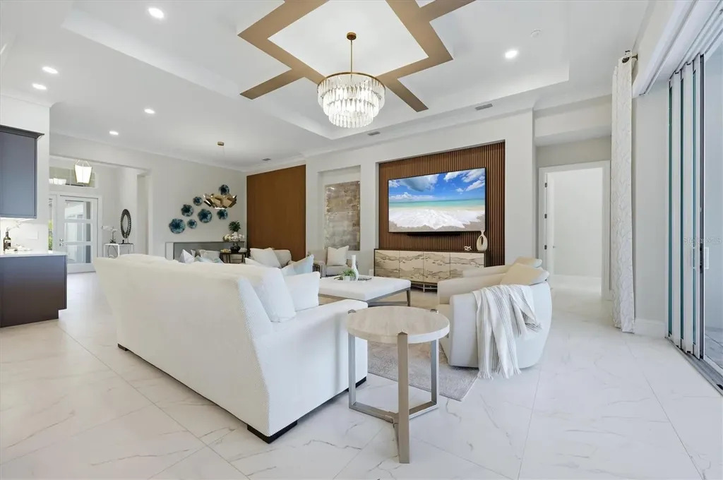 8352 Sea Glass Court Sarasota FL 34240