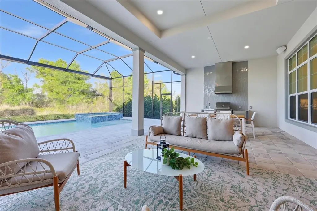 8352 Sea Glass Court Sarasota FL 34240