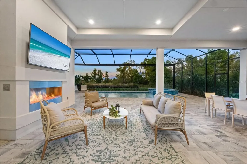 8352 Sea Glass Court Sarasota FL 34240