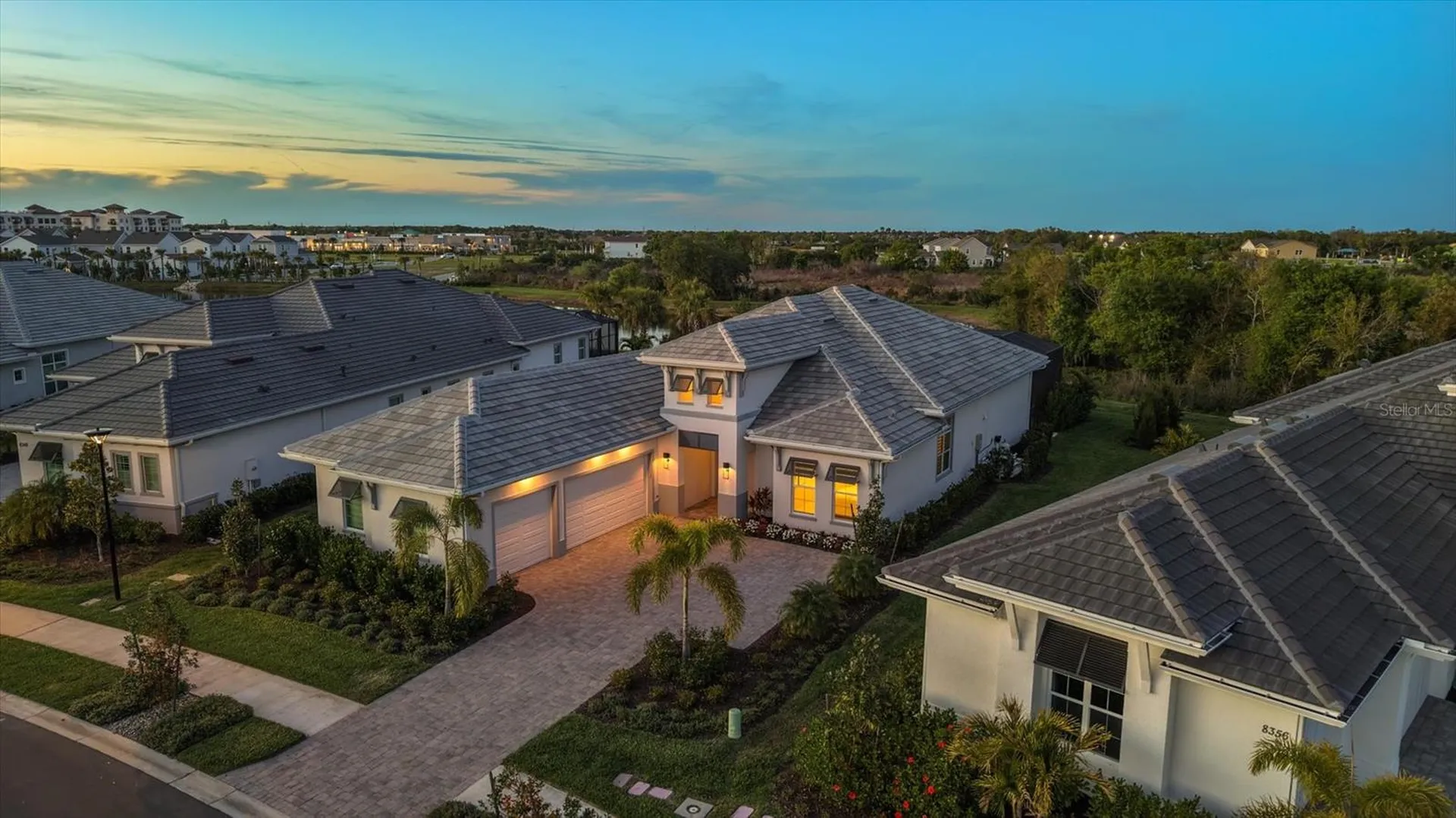 8352 Sea Glass Court Sarasota FL 34240