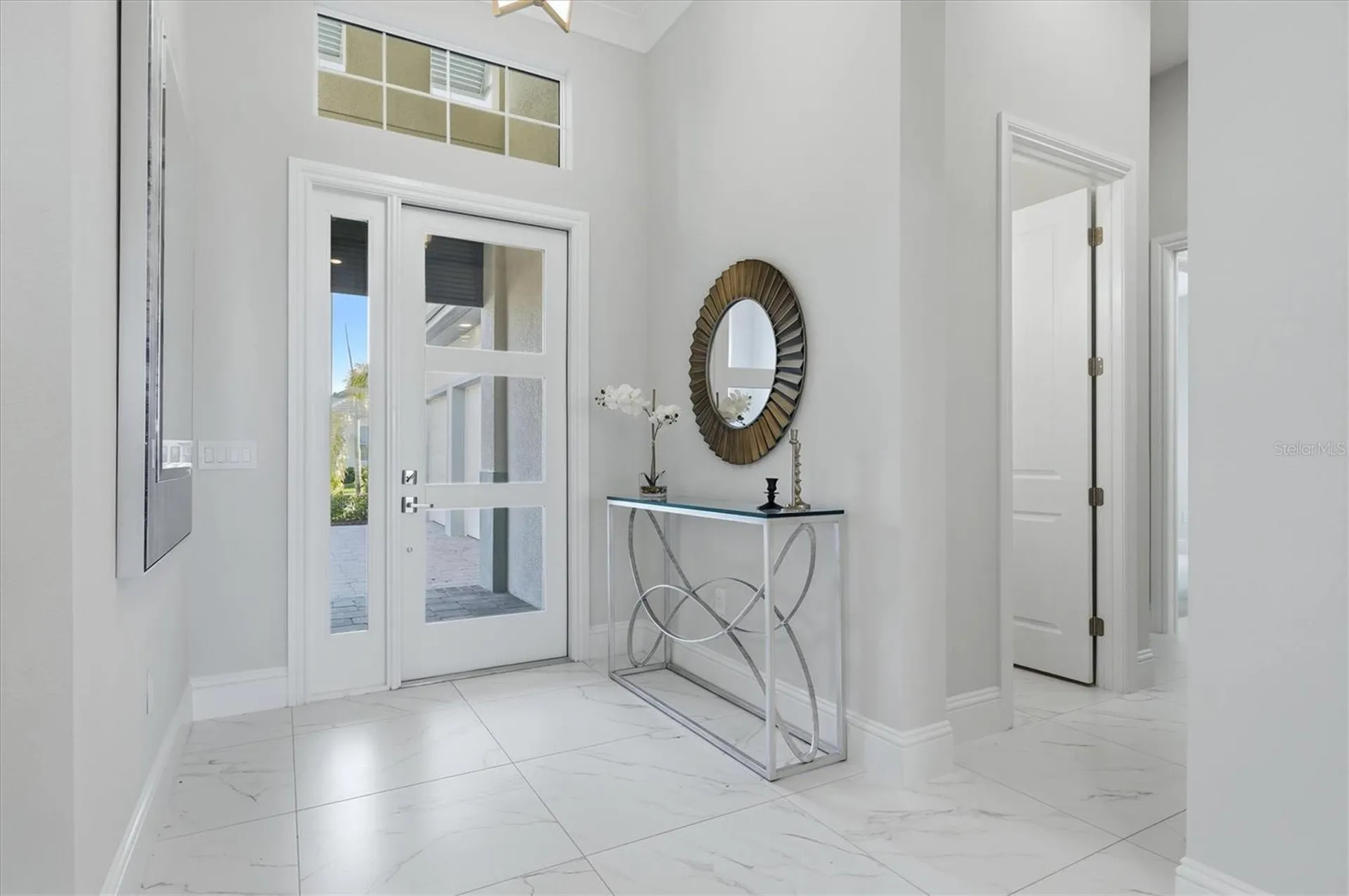 8352 Sea Glass Court Sarasota FL 34240