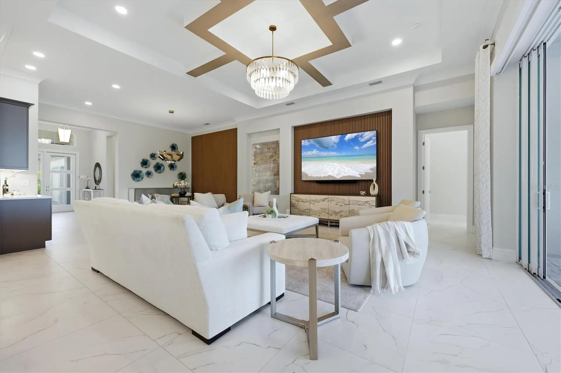 8352 Sea Glass Court Sarasota FL 34240