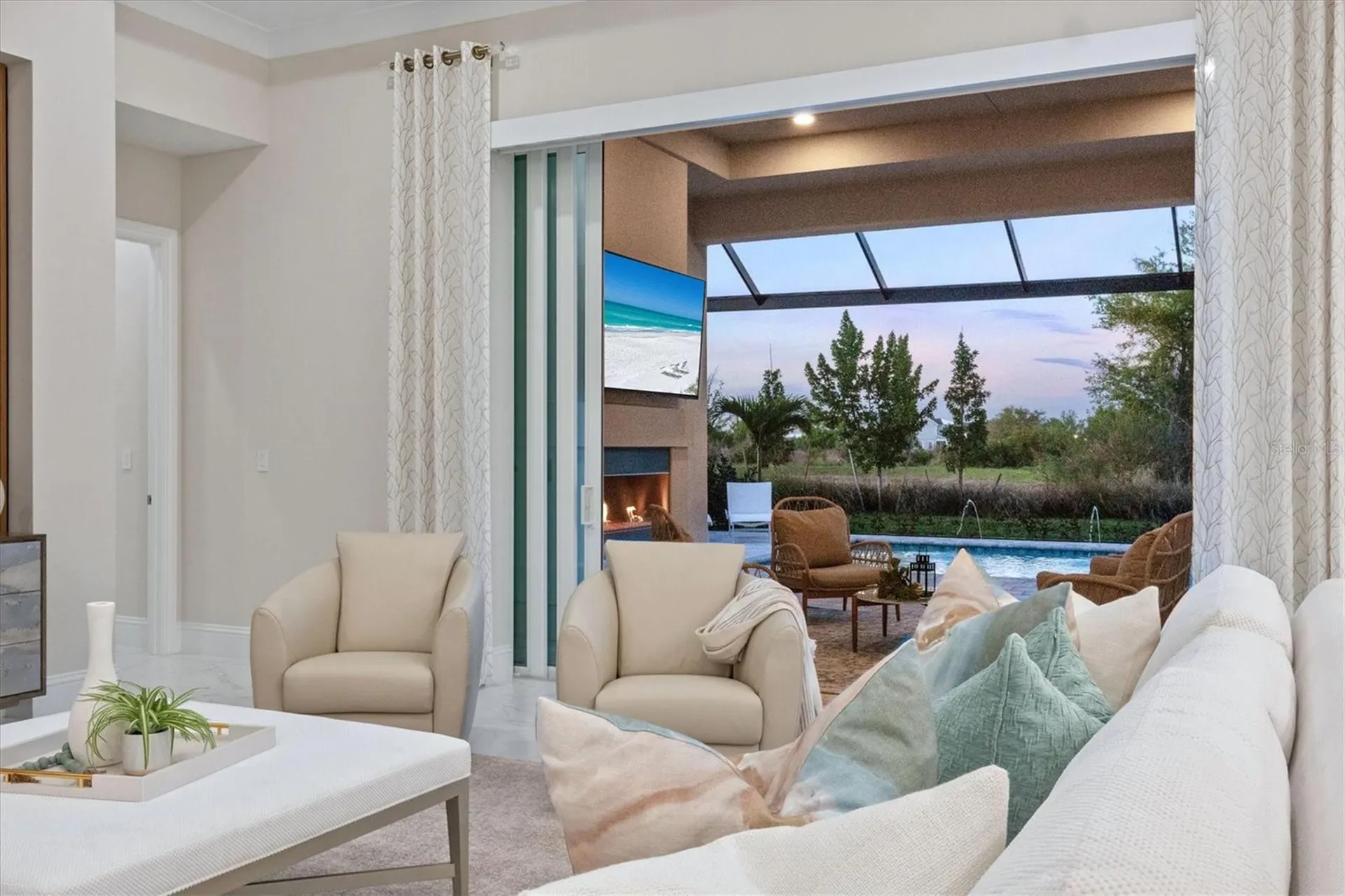 8352 Sea Glass Court Sarasota FL 34240
