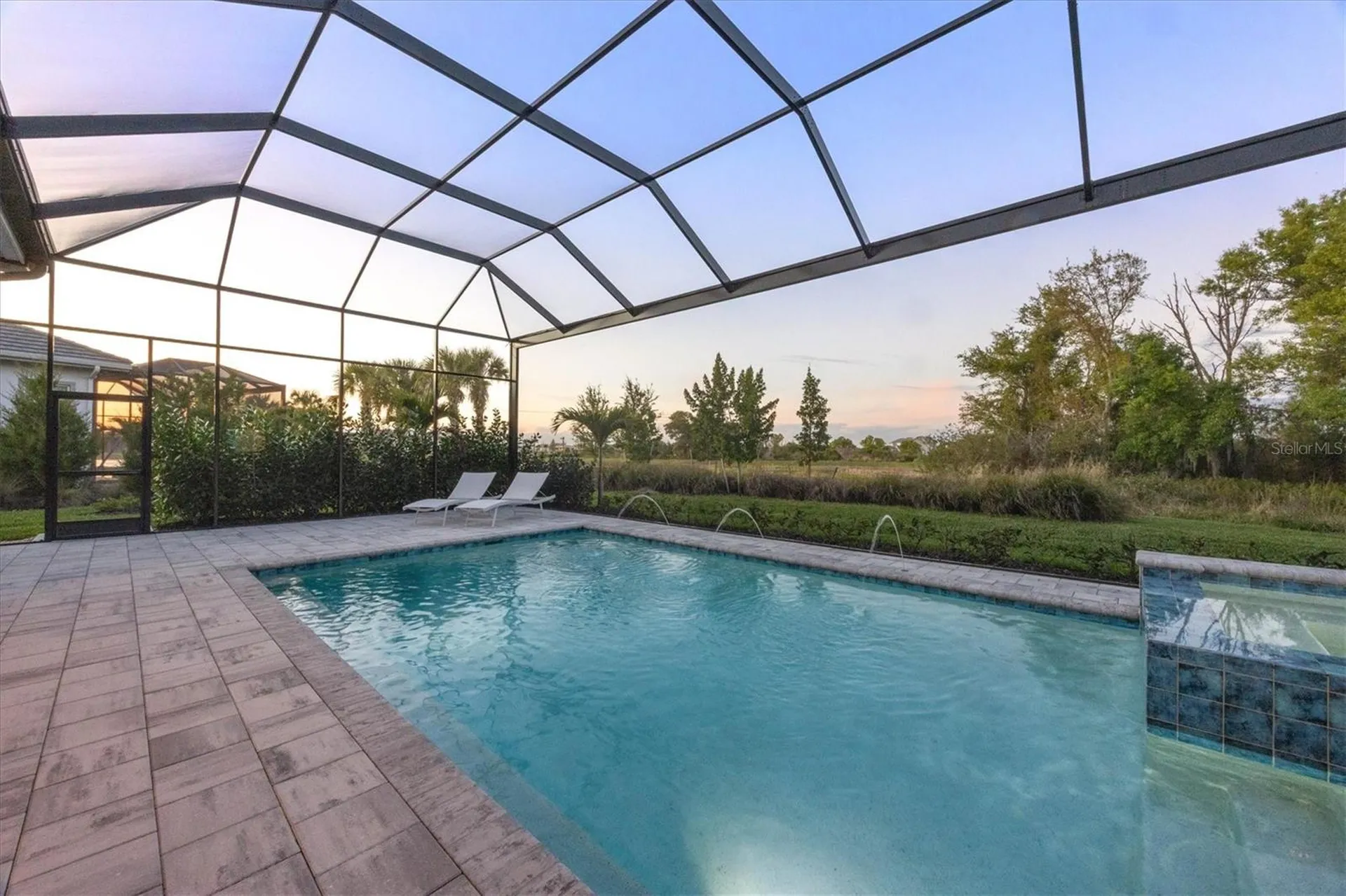8352 Sea Glass Court Sarasota FL 34240