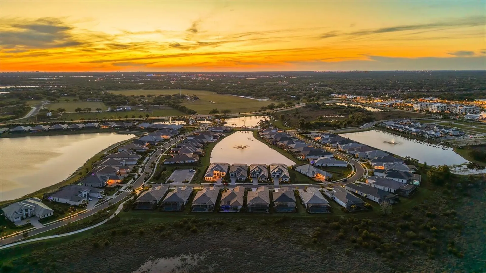 8352 Sea Glass Court Sarasota FL 34240