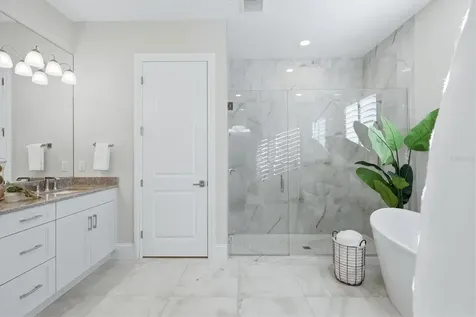 8352 Sea Glass Court Sarasota FL 34240