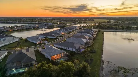 8352 Sea Glass Court Sarasota FL 34240