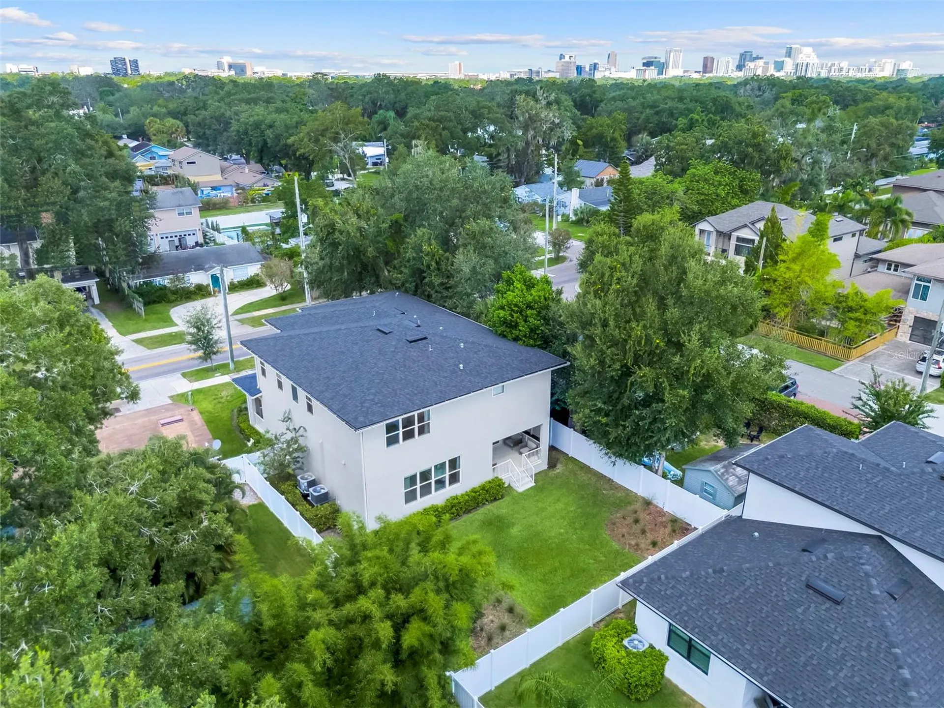 1805 S Fern Creek Avenue Orlando FL 32806