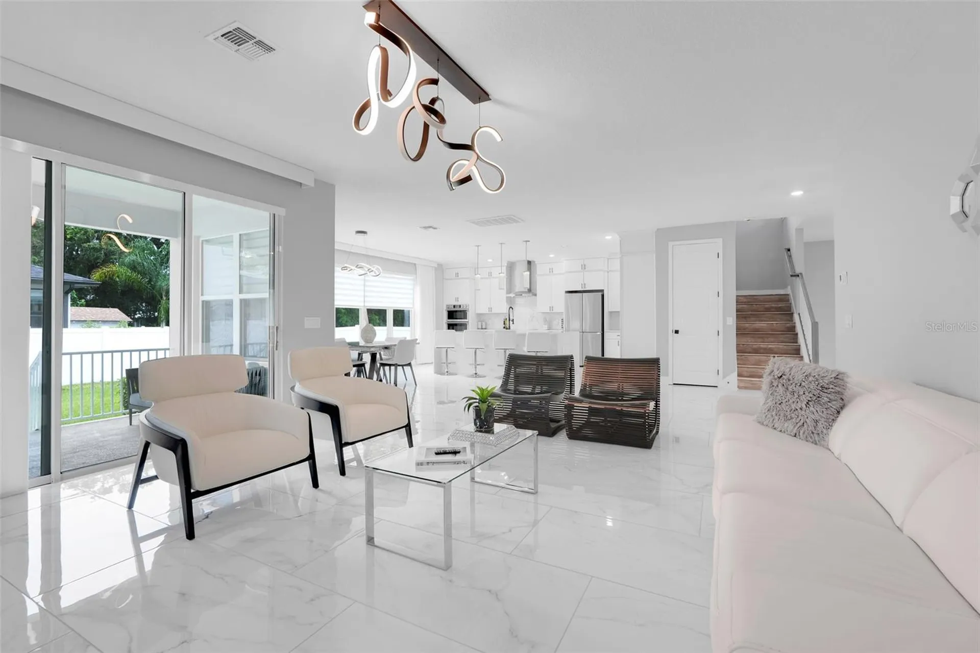 1805 S Fern Creek Avenue Orlando FL 32806