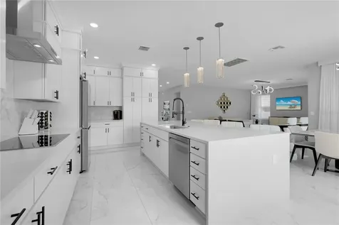1805 S Fern Creek Avenue Orlando FL 32806