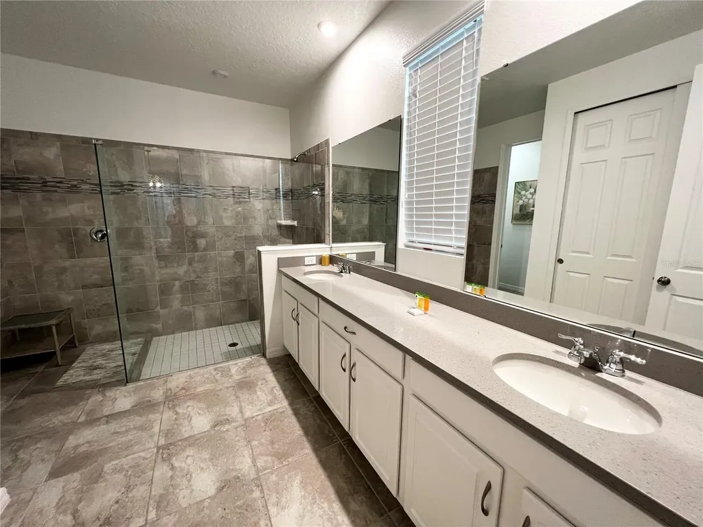 8947 Amelia Downs Trail Kissimmee FL 34747
