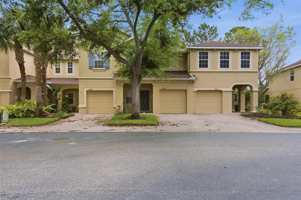 9333 Stone River Place Riverview FL 33578