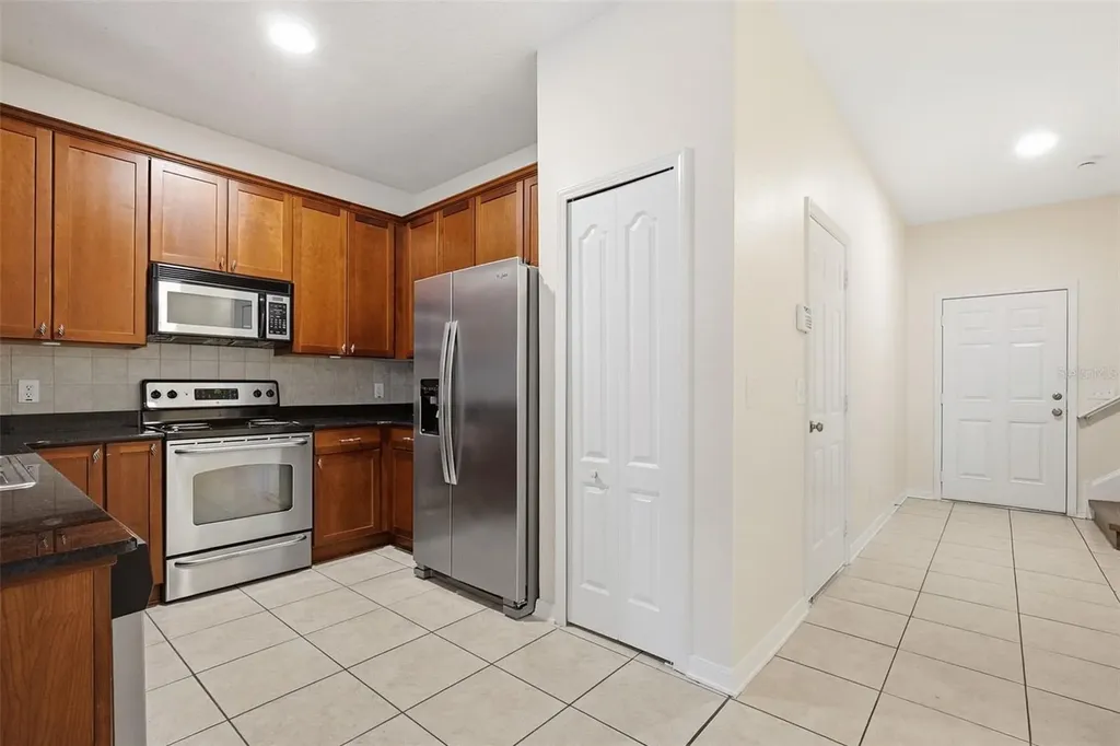 9333 Stone River Place Riverview FL 33578