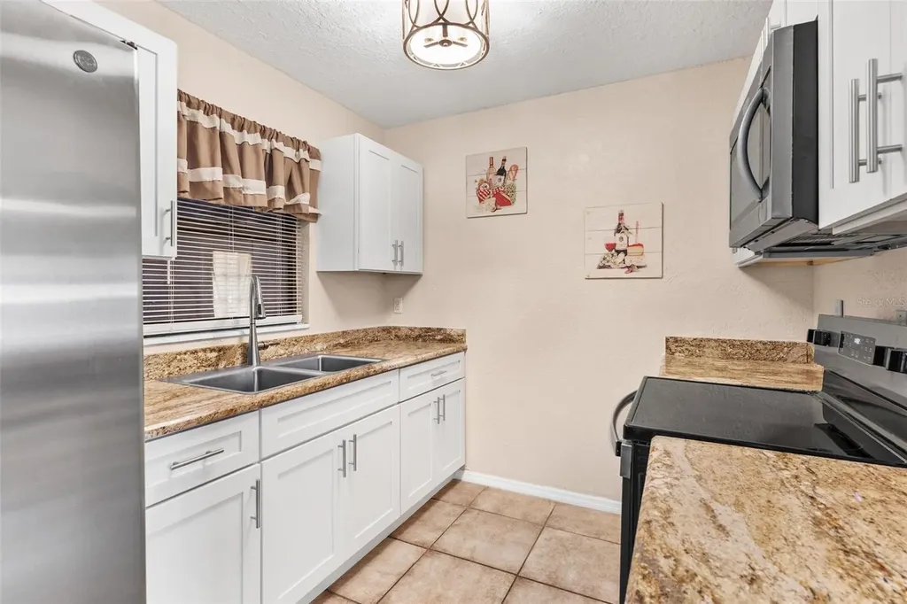 501 Poinsettia Avenue Fruitland Park FL 34731