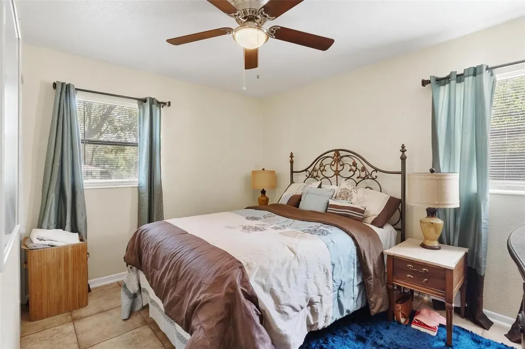 501 Poinsettia Avenue Fruitland Park FL 34731