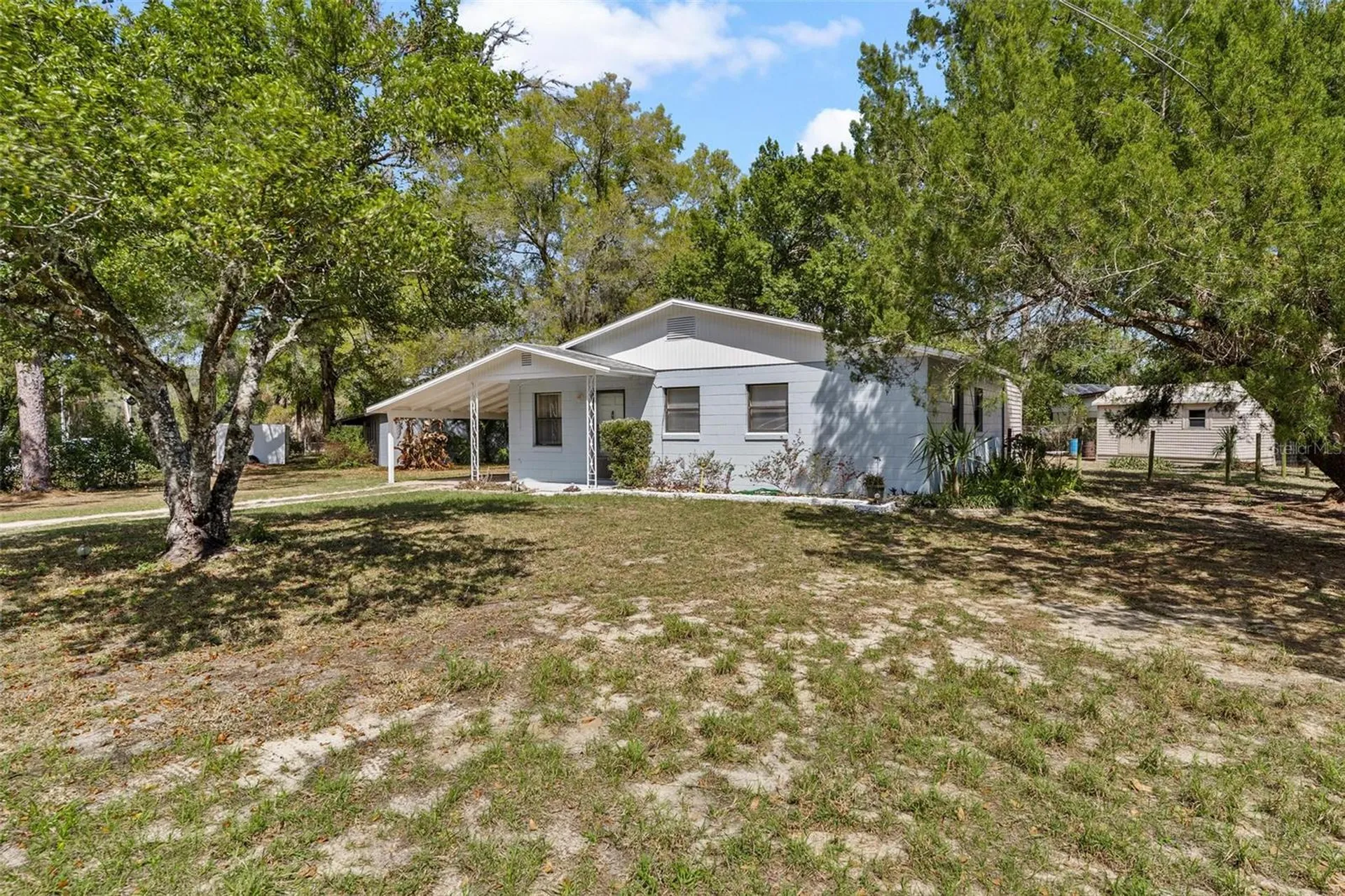 501 Poinsettia Avenue Fruitland Park FL 34731