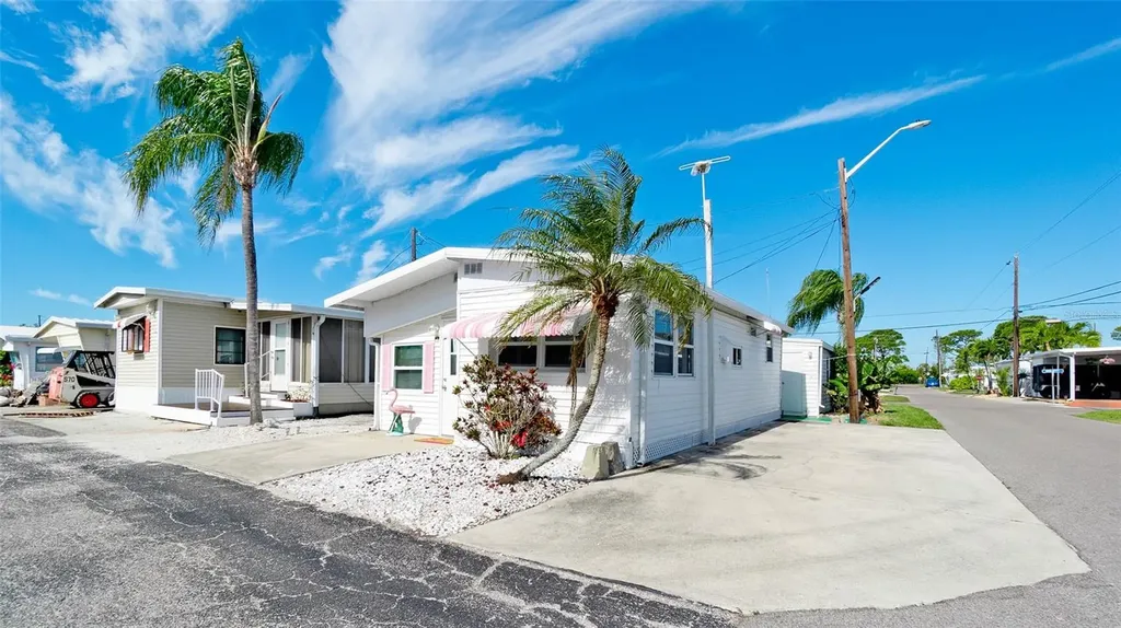 10315 Cortez Road W Bradenton FL 34210