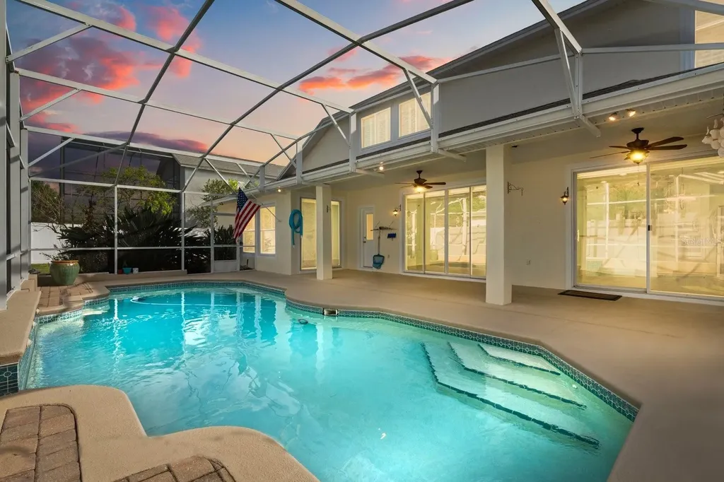10116 Facet Court Orlando FL 32836