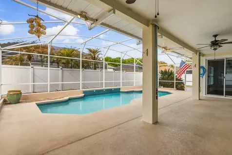 10116 Facet Court Orlando FL 32836