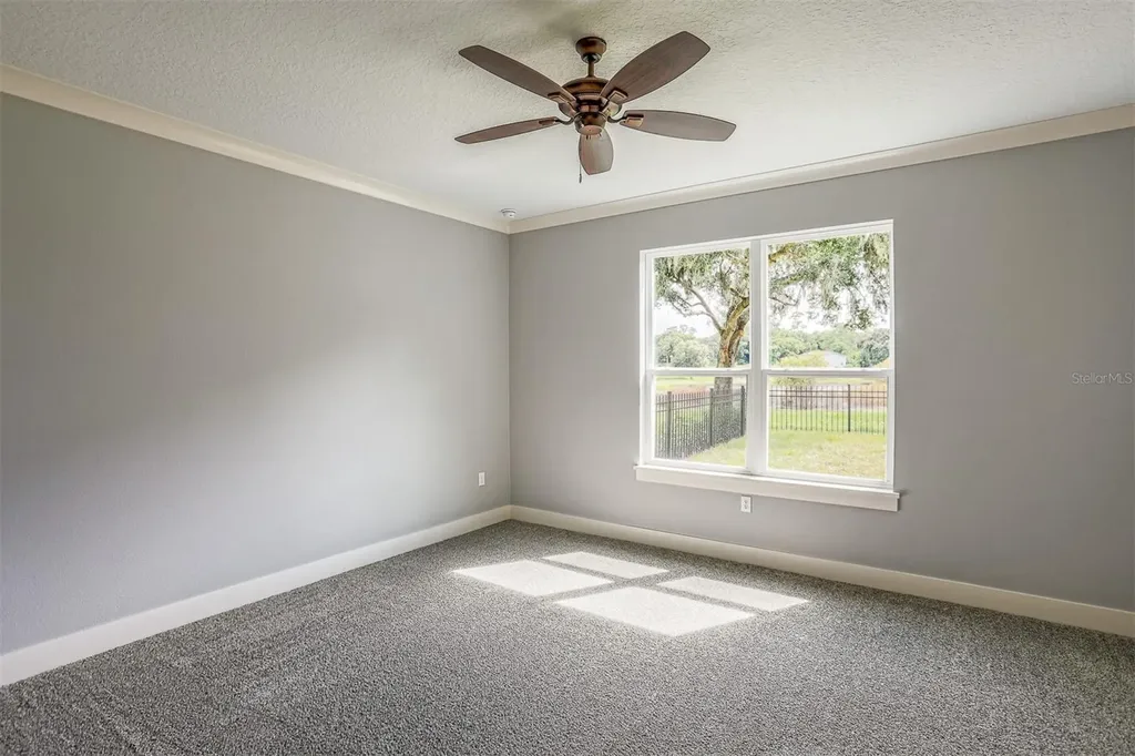 17899 SW 72nd Street Road Dunnellon FL 34432