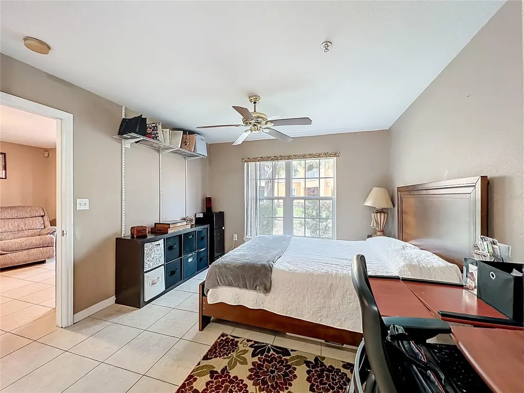 5471 Vineland Road Orlando FL 32811