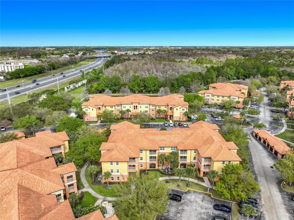 5471 Vineland Road Orlando FL 32811