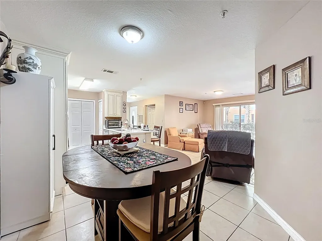 5471 Vineland Road Orlando FL 32811