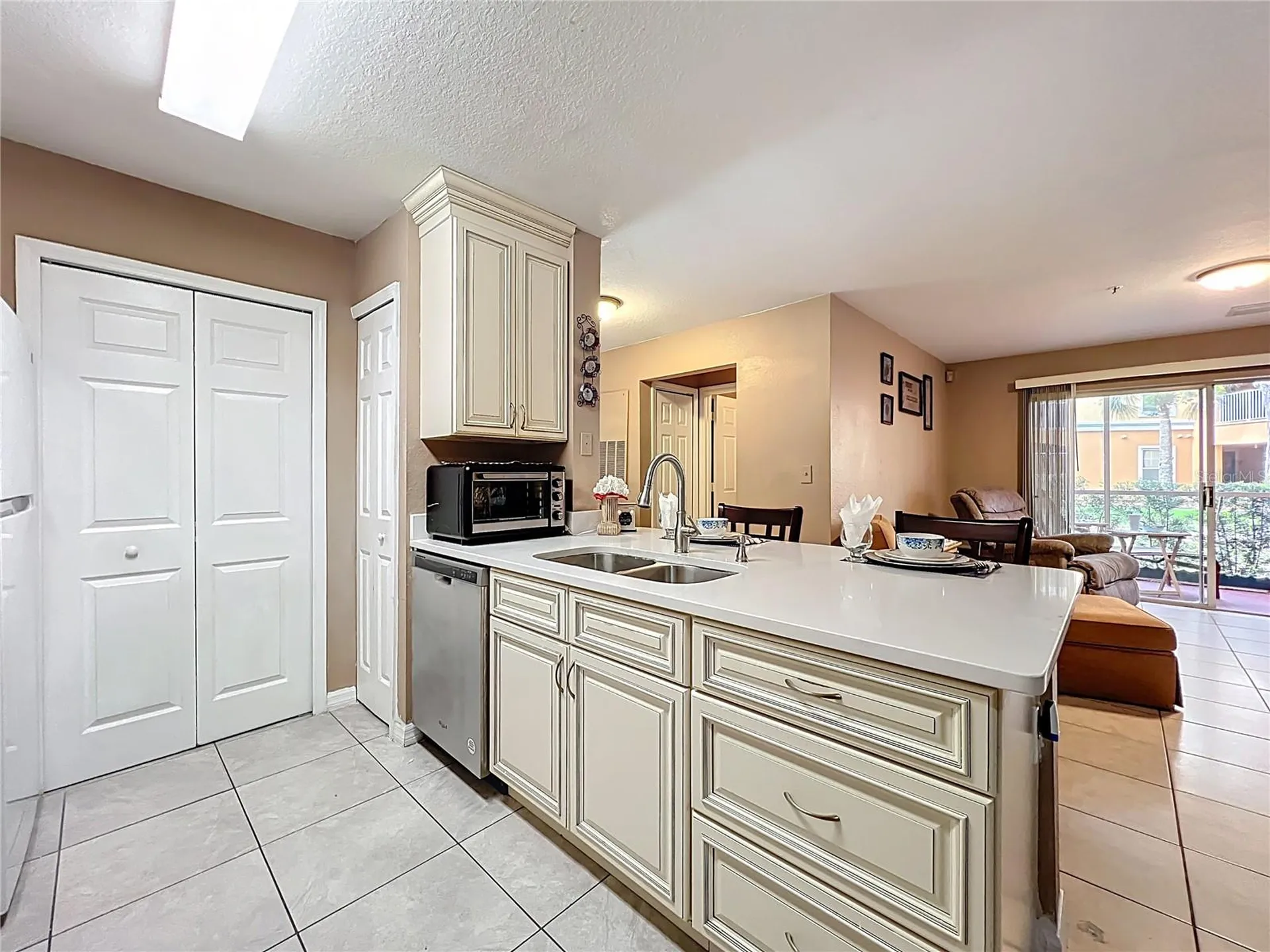 5471 Vineland Road Orlando FL 32811