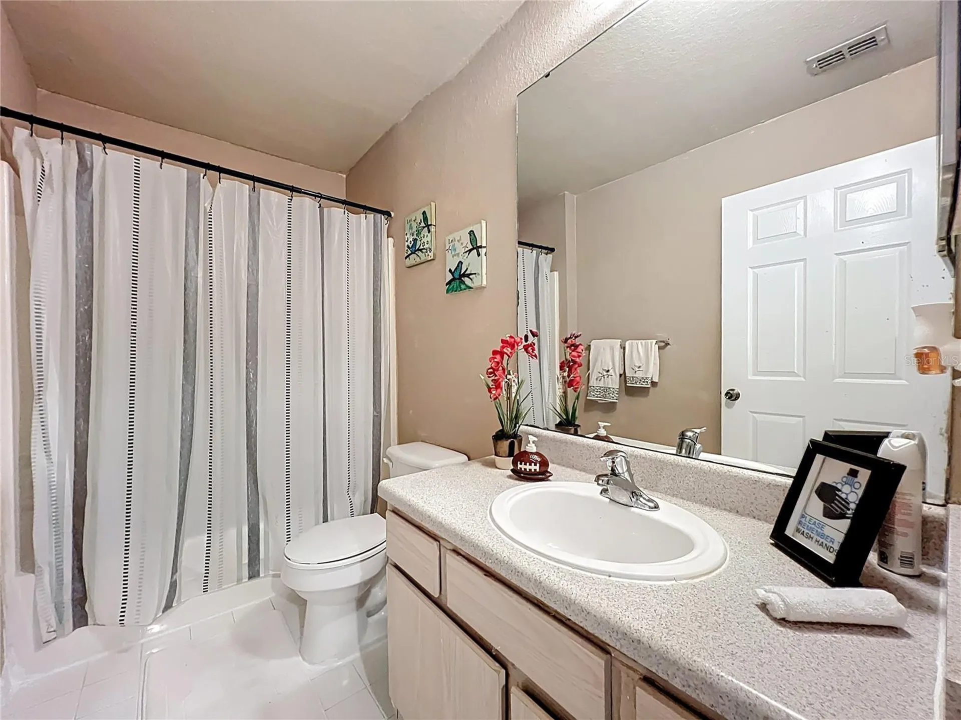 5471 Vineland Road Orlando FL 32811