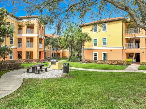 5471 Vineland Road Orlando FL 32811