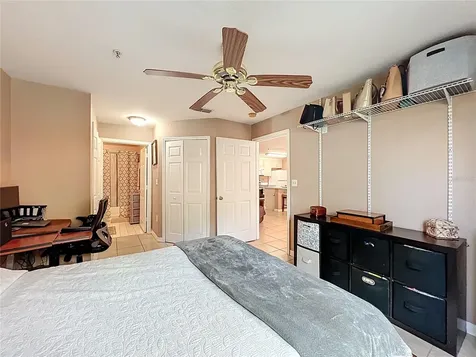 5471 Vineland Road Orlando FL 32811
