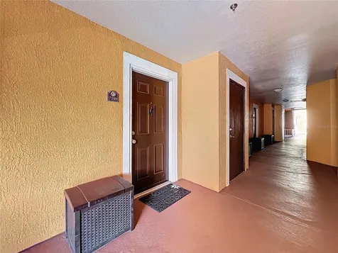 5471 Vineland Road Orlando FL 32811