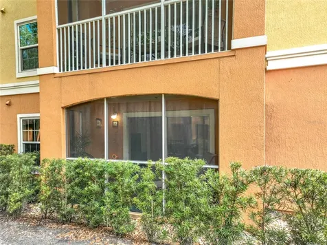 5471 Vineland Road Orlando FL 32811