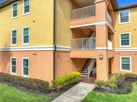 5471 Vineland Road Orlando FL 32811