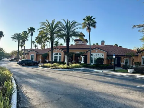 5471 Vineland Road Orlando FL 32811