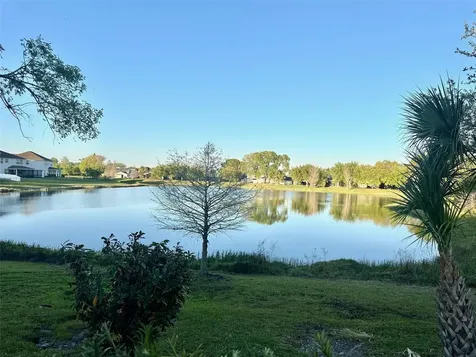 5471 Vineland Road Orlando FL 32811