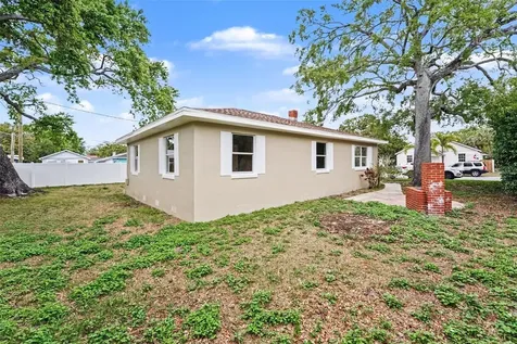 1125 Engman Street Clearwater FL 33755