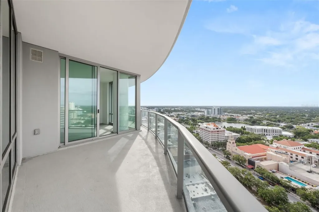400 Central Avenue St Petersburg FL 33701